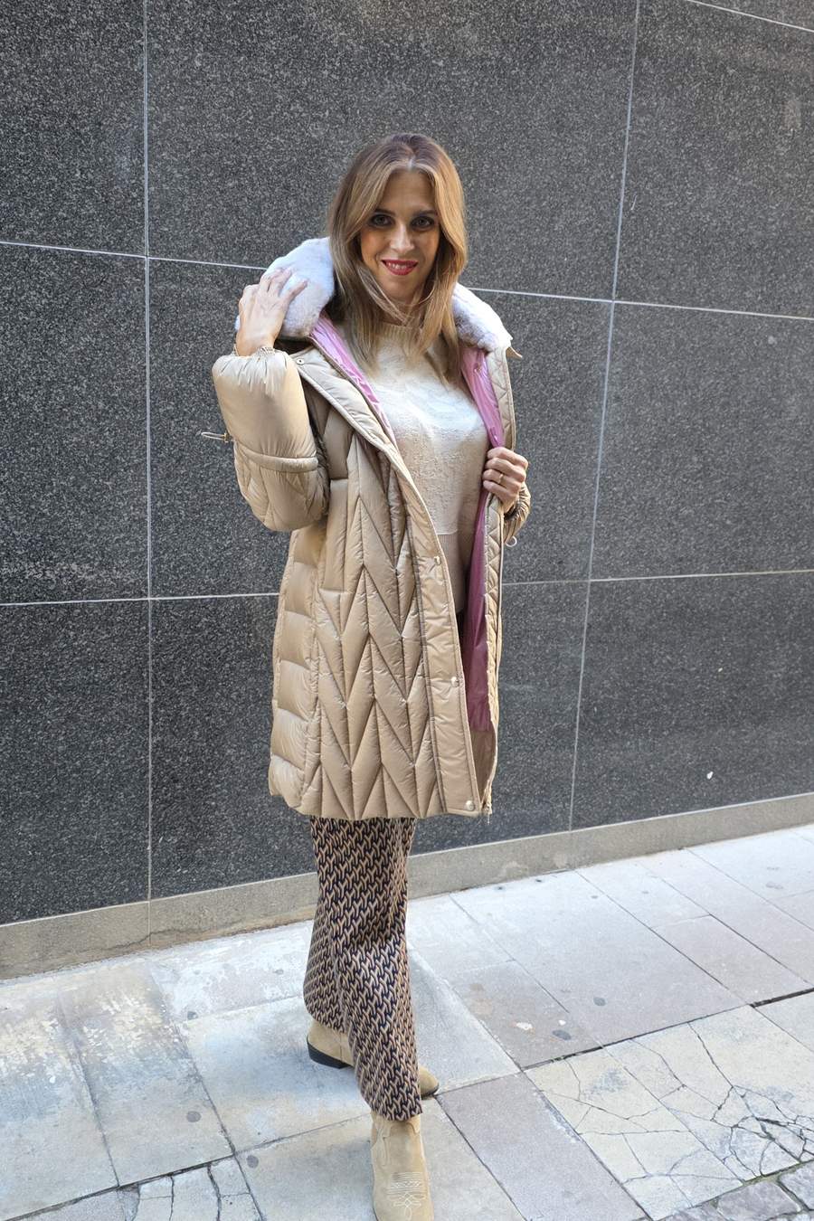 Abrigo Donjaz Cuello Desmontable Beige