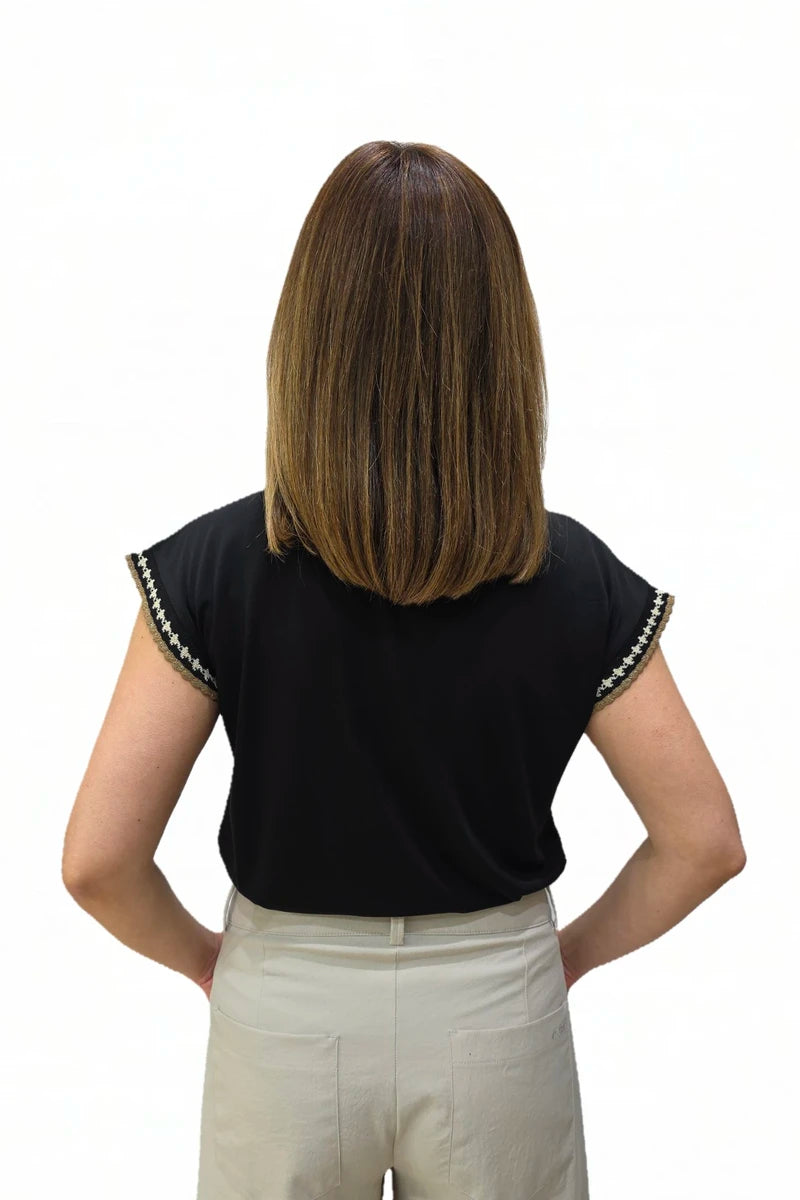 Camiseta Negra Trovels Rita